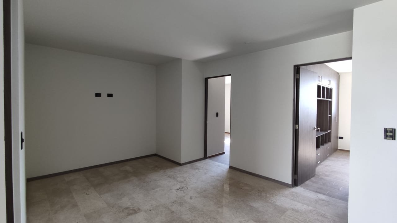 Casa Nueva En Venta – Clúster Parque Querétaro (12)