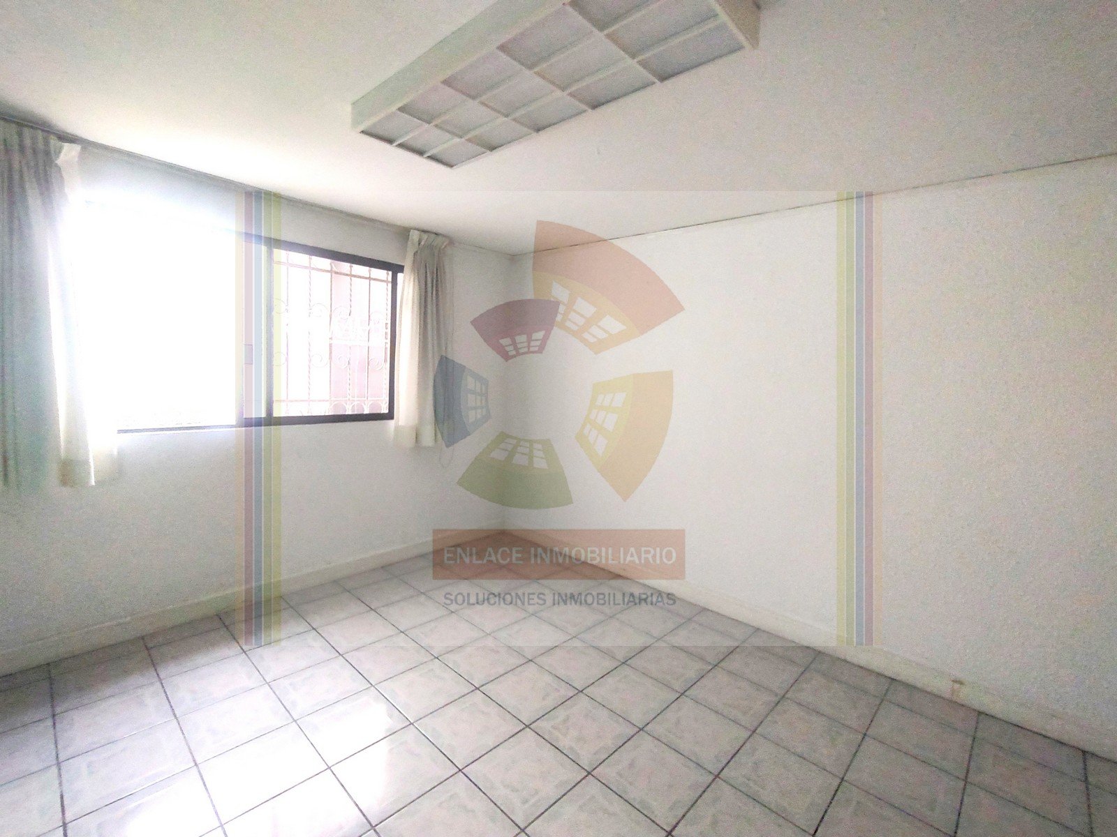 Venta De Casa En La Colonia La Paz Para Oficinas (24)