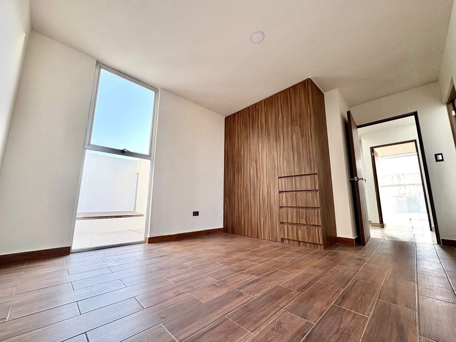 WhatsApp Image 2025-09-01 at 2.39.04 PM