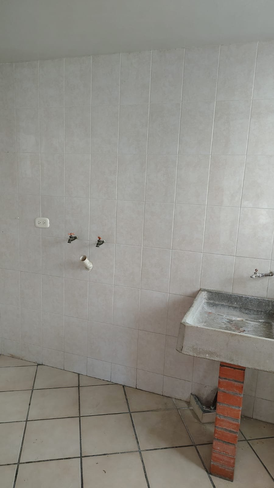 27f6a00b-f901-4c5a-a88c-f9d6aa497b69