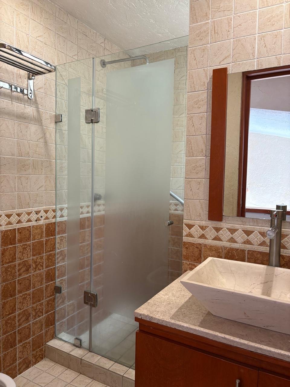 74480610-6765-4394-b55c-78ec1cfe9c88