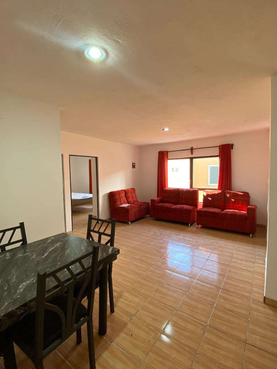 Departamento semiamueblado en renta Cholula (2)