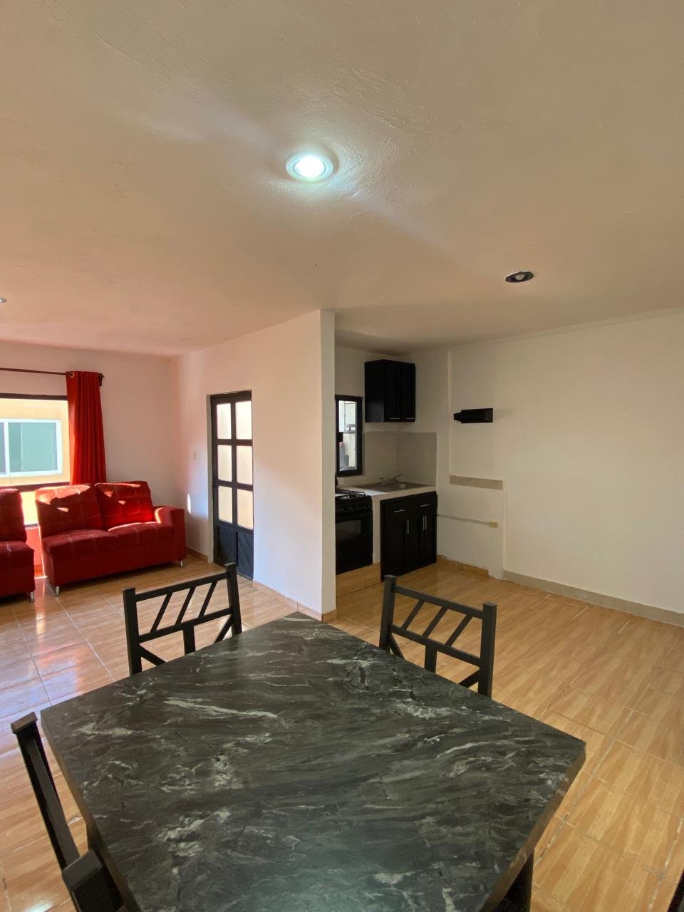 Departamento semiamueblado en renta Cholula (4)