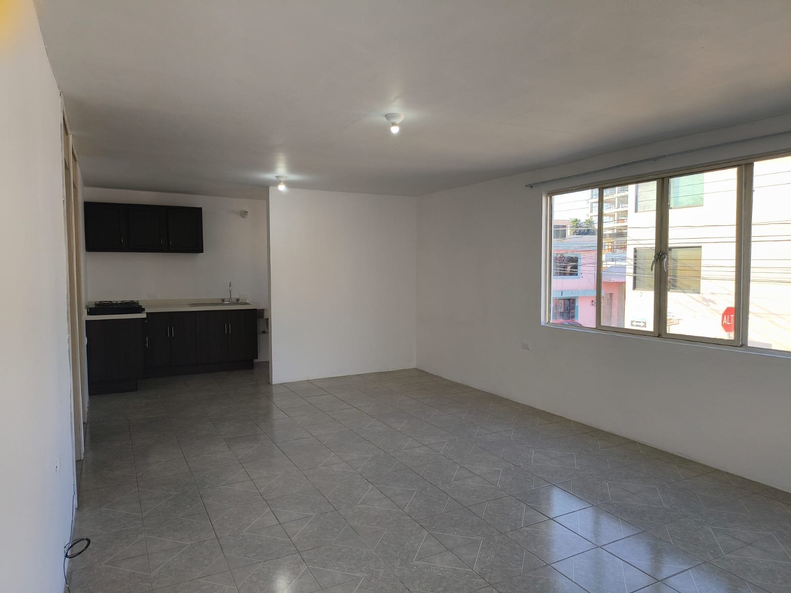 b25404f7-8832-493c-8779-2e4dc3a565f5