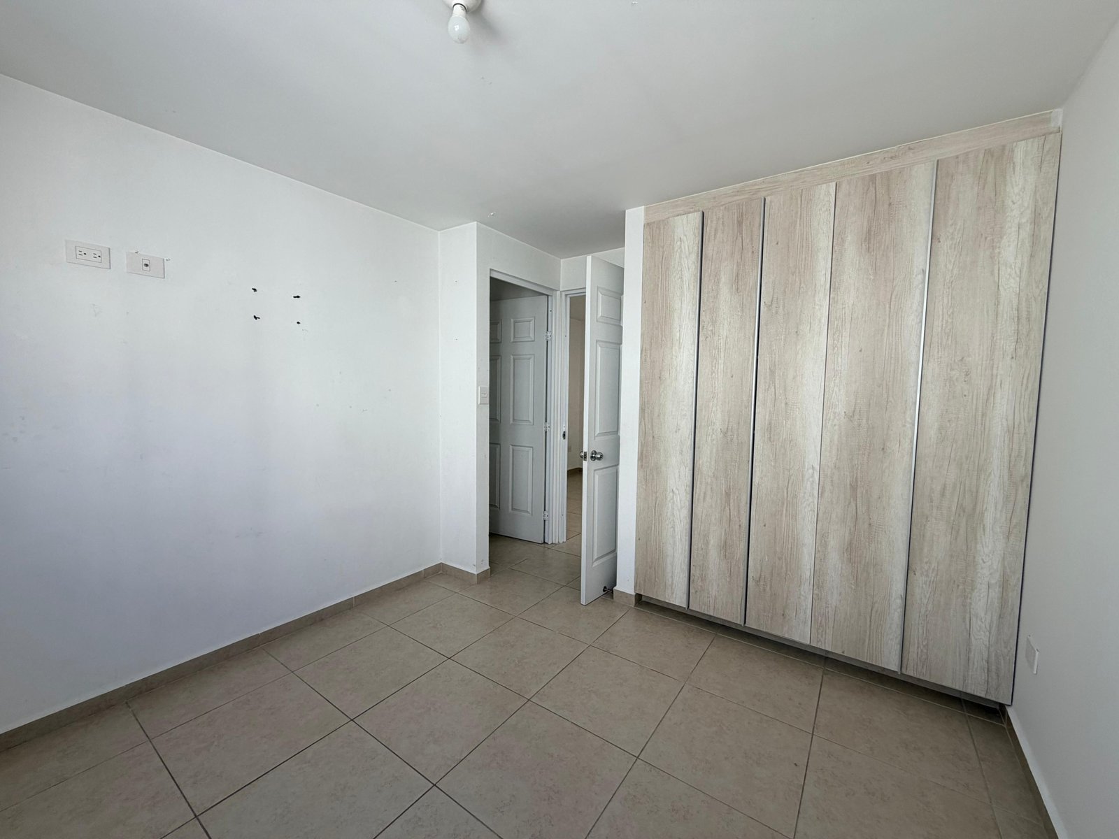 bb6a43e7-60e3-423a-ae0c-5f690488246c