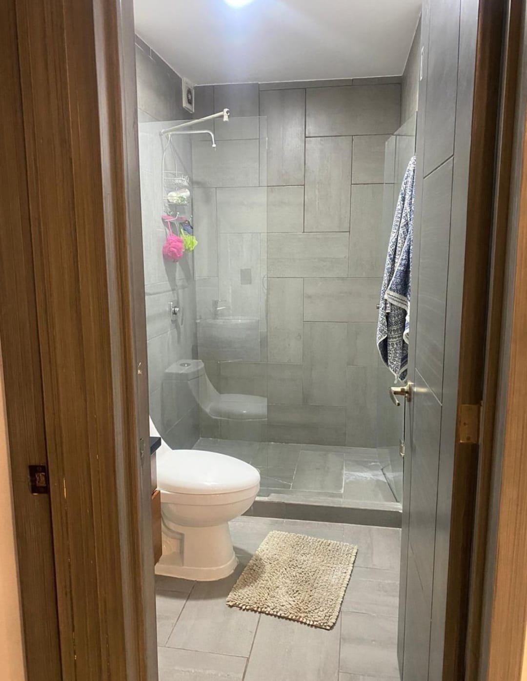 e1fa56f9-b8a2-455d-8076-55d2d450b0d4