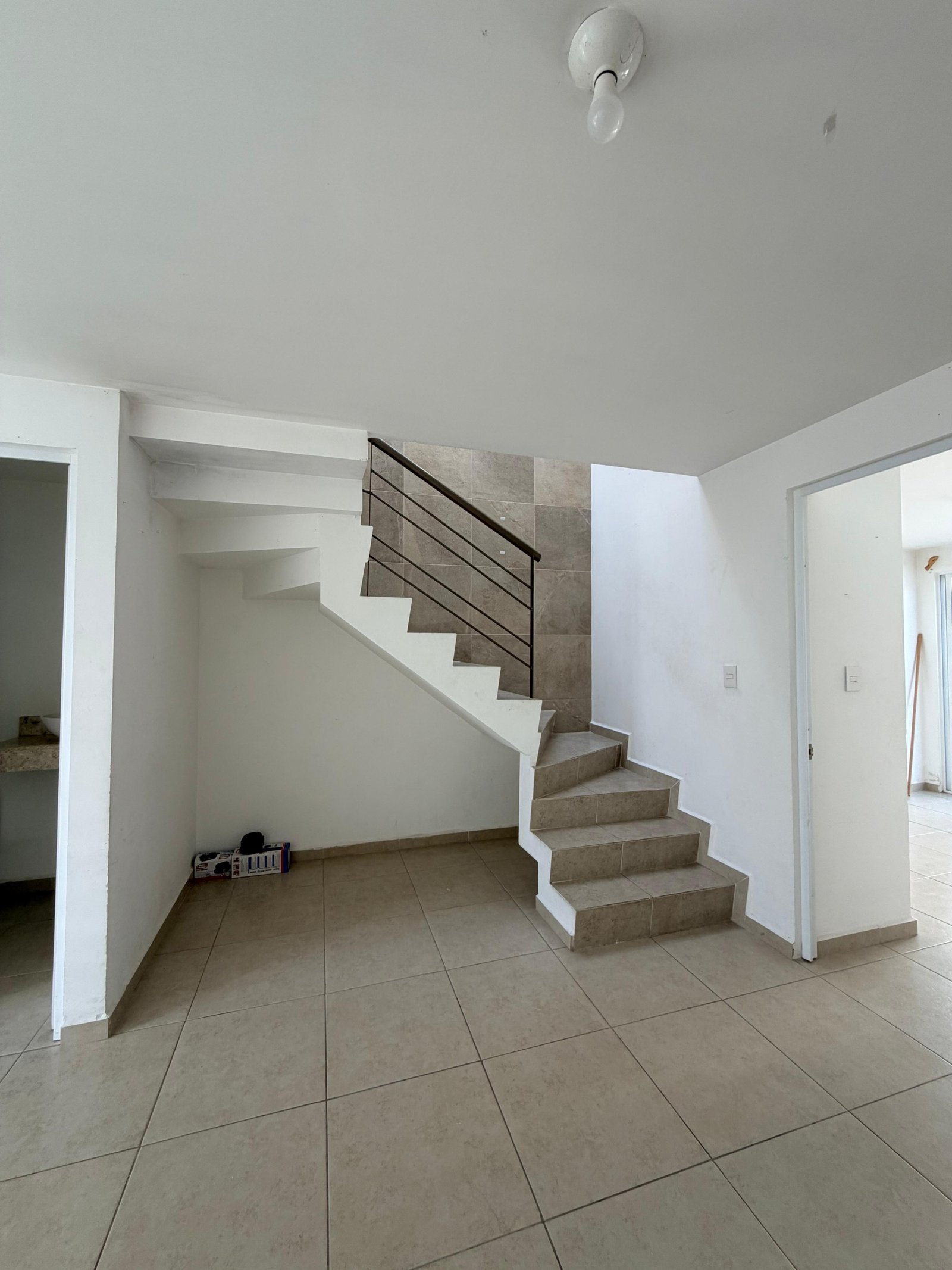 fcd7bcc7-8875-45fd-a9e3-dd3fb23ad553