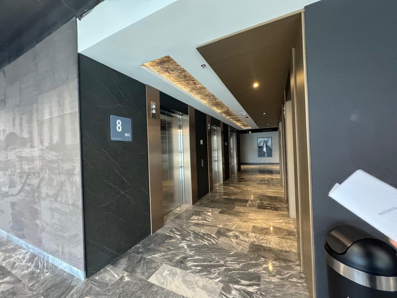 INXIGNIA (13) INXIGNIA (13)