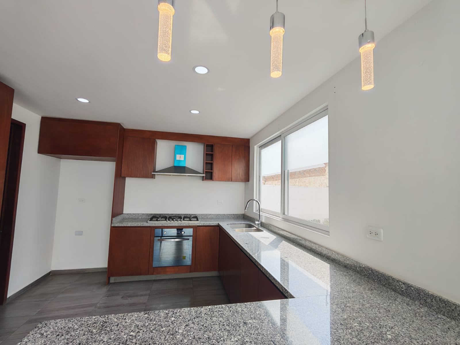 cd50384d-ecb0-433f-8383-a9e3543884fe Cd50384d Ecb0 433f A9e3543884fe