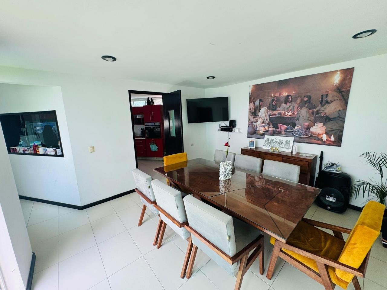 valle p (19) Valle P (19)